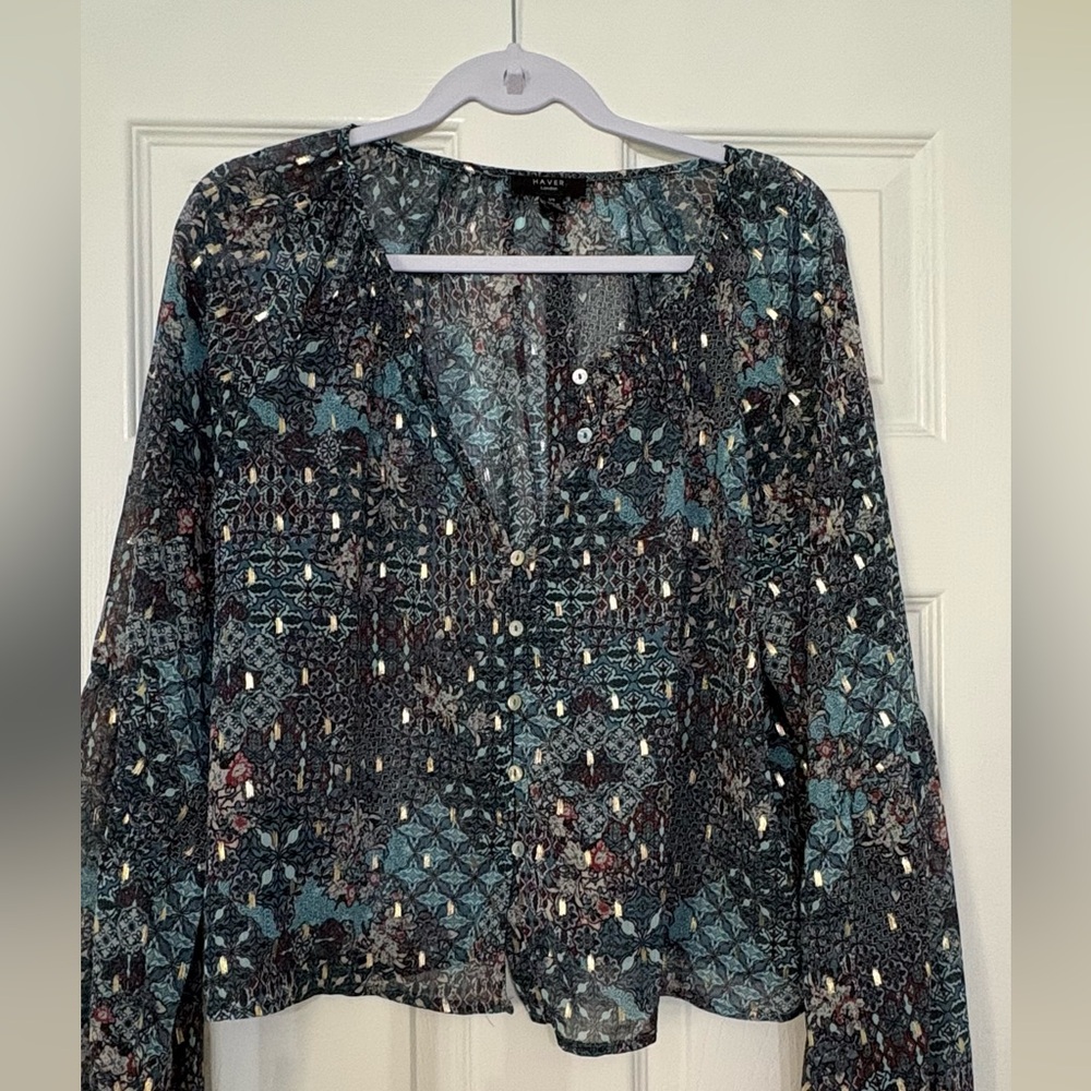 Floral Patterned Women's blouse